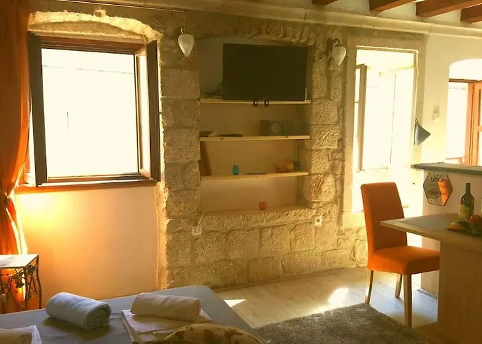 Apartament Nana Fata