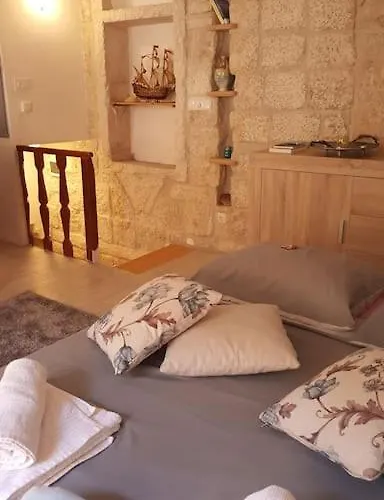Nana Fata Apartament