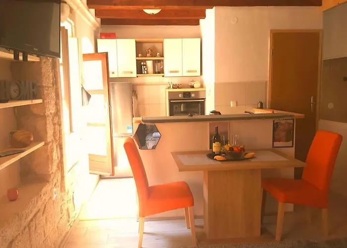 Nana Fata Apartment *